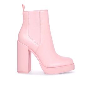 Steve Madden pink boots